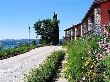 Appartamenti Borgo Gardone Riviera İtalya