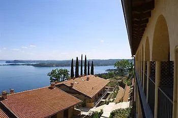 Appartamenti Borgo Gardone Riviera 0*,  İtalya