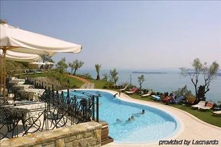 Daire Appartamenti Borgo Gardone Riviera