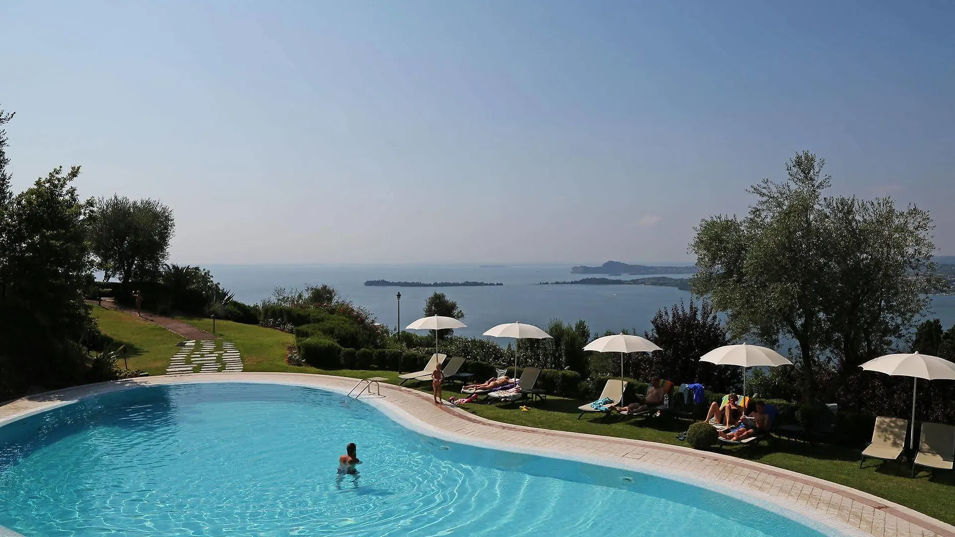 Appartamenti Borgo Gardone Riviera