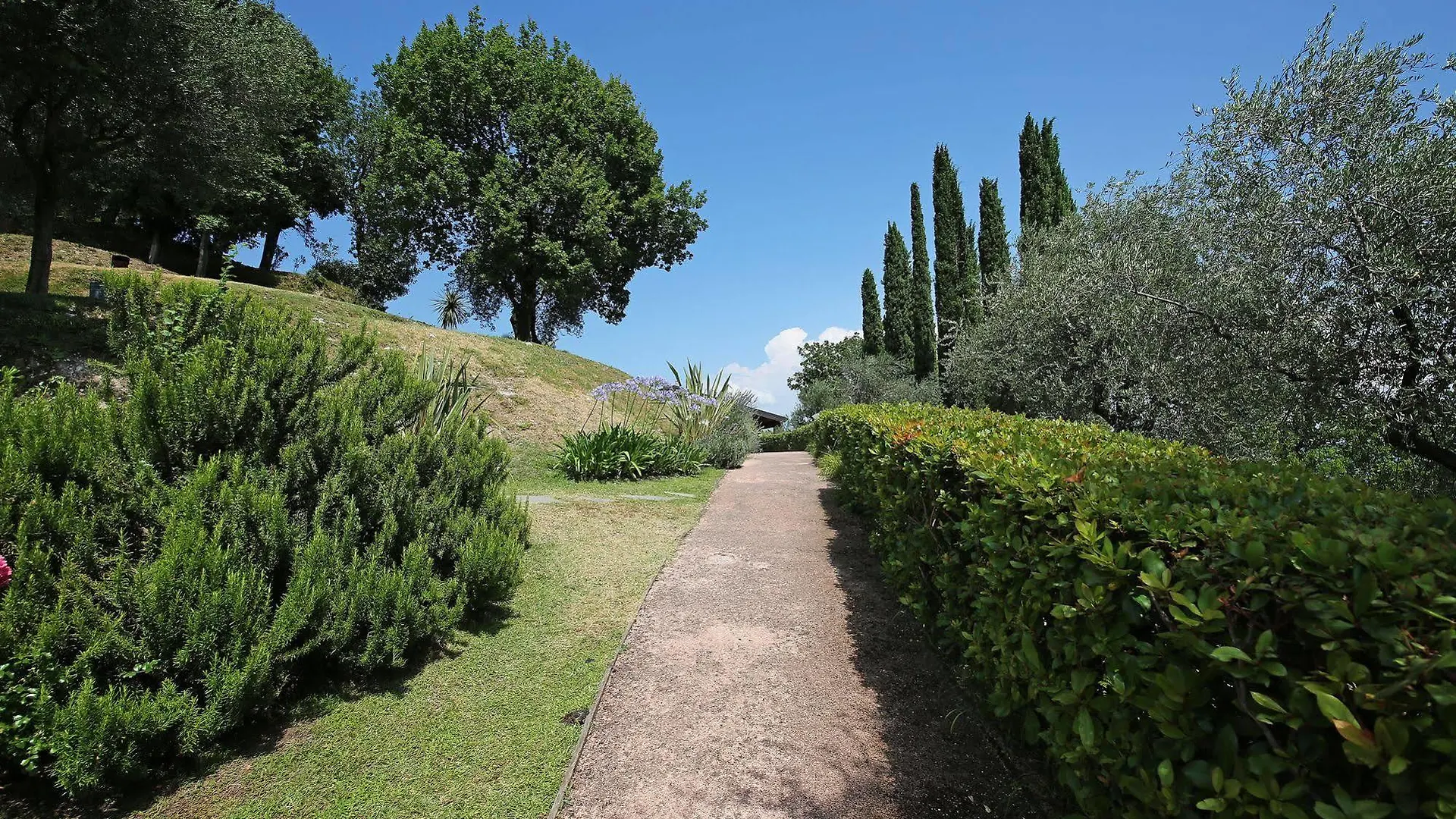 Appartamenti Borgo Gardone Riviera 0*,  İtalya