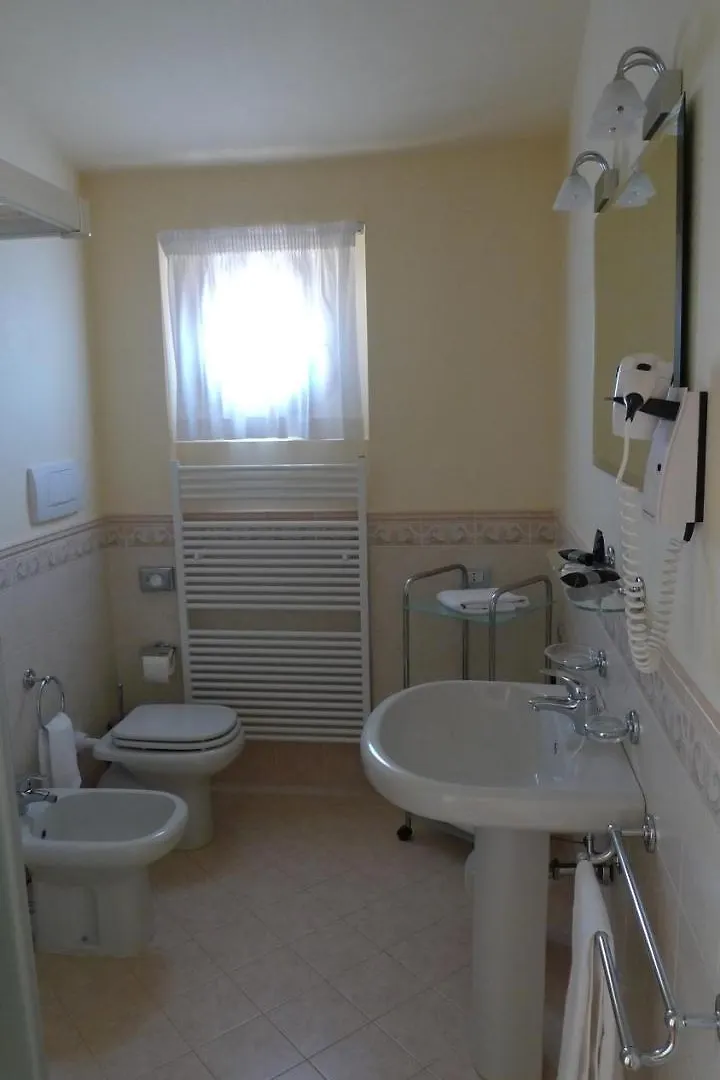 Appartamenti Borgo Gardone Riviera 0*,  İtalya