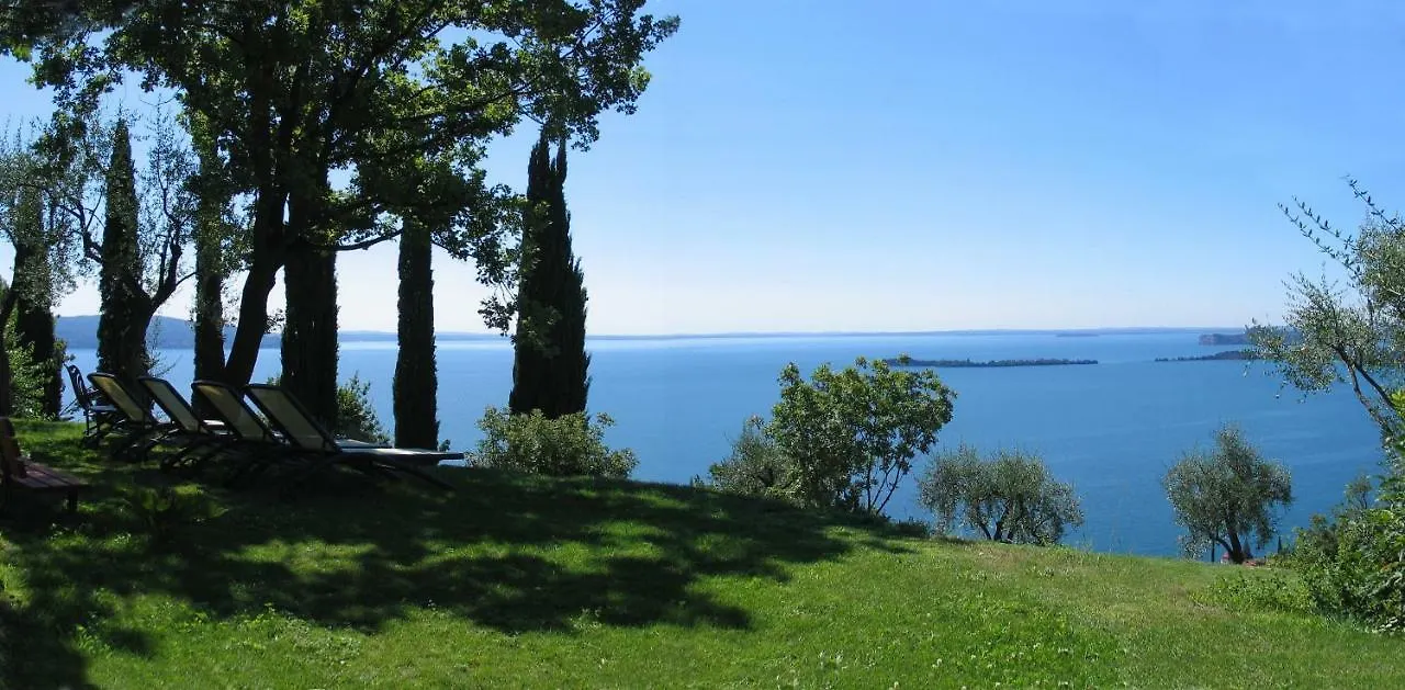 Daire Appartamenti Borgo Gardone Riviera