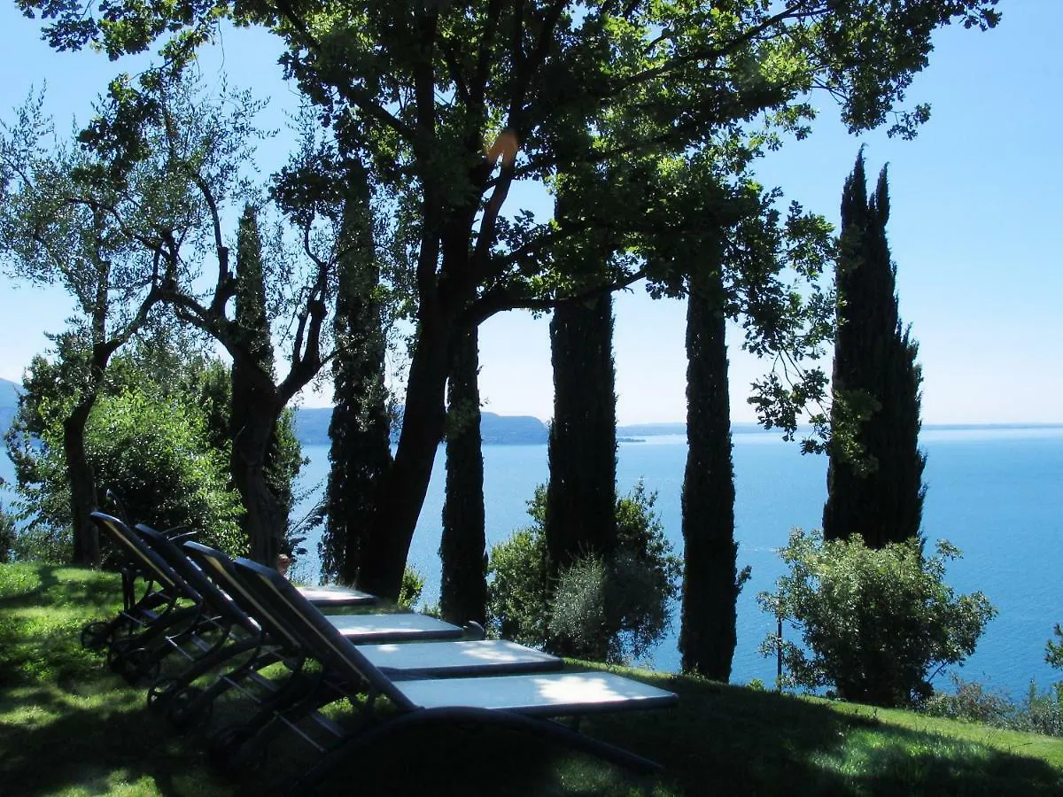Daire Appartamenti Borgo Gardone Riviera