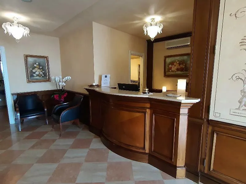Appartamenti Borgo Gardone Riviera Daire